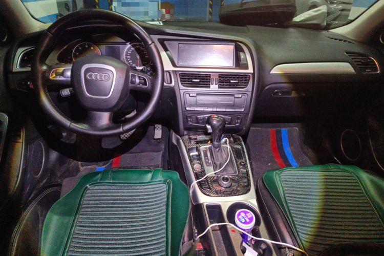 Used Audi A4L 2010 2.0 TFSI Sport Edition Center Console