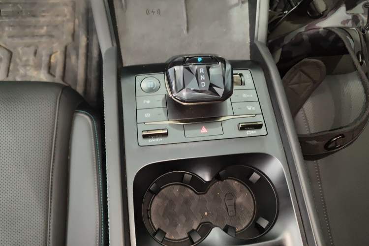 Used BYD Qin L 2025 DM-i Smart Drive 120KM Superior Model