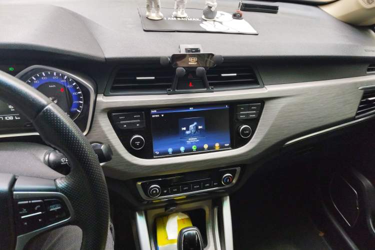 Used Geely Auto Vision X3 2017 1.5L Automatic Luxury Model
