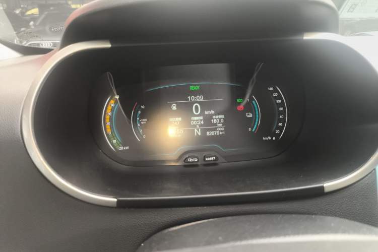 Used Chery QQ Little Ant 2021 150 000 Yuan Ant Fan Edition Ant Trend Version Lithium-Ion Battery