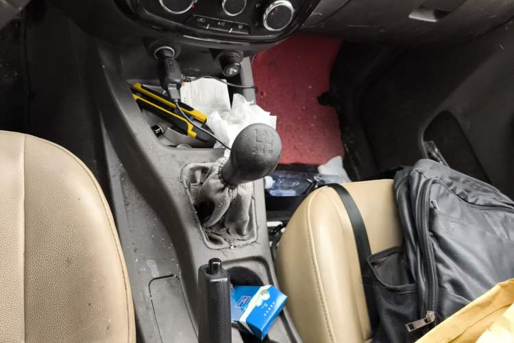 Used Wuling Rongguang V 2016 1.5L Standard Version Gear Lever