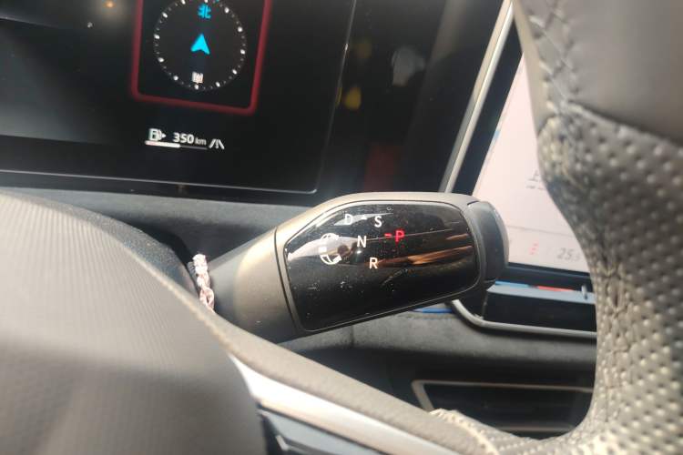 Used Volkswagen Tiguan L 2024 PRO 380TSI Four-Wheel Drive R-Line Prestige Edition
