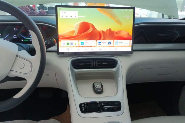 Used Geely Galaxy Geome 2025 310km Youth Edition Audio And AC Panel