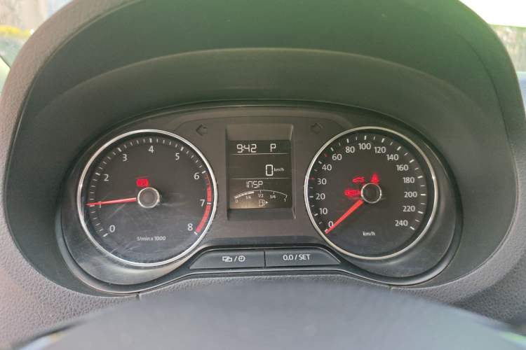 Used Volkswagen Polo 2014 1.6L Automatic Luxury Edition Instrument Cluster