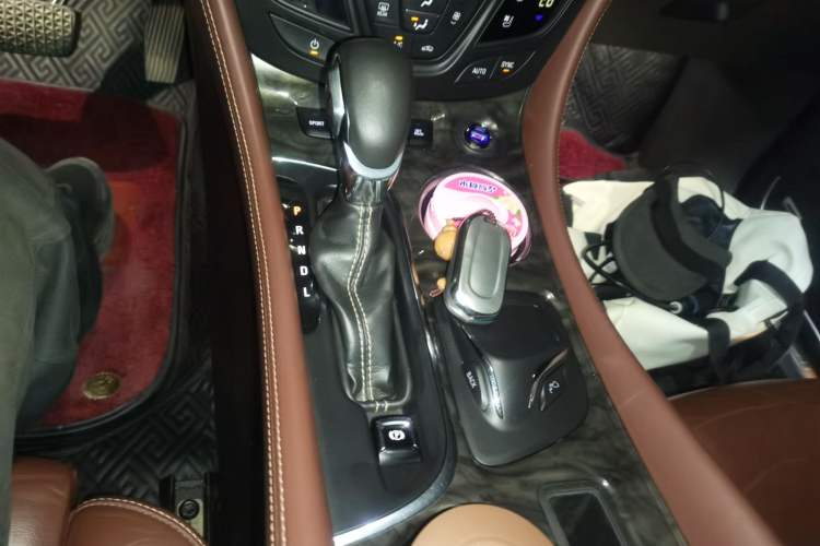 Used Buick Envision 2014 28T All-Wheel-Drive Versatile Sports Flagship Edition