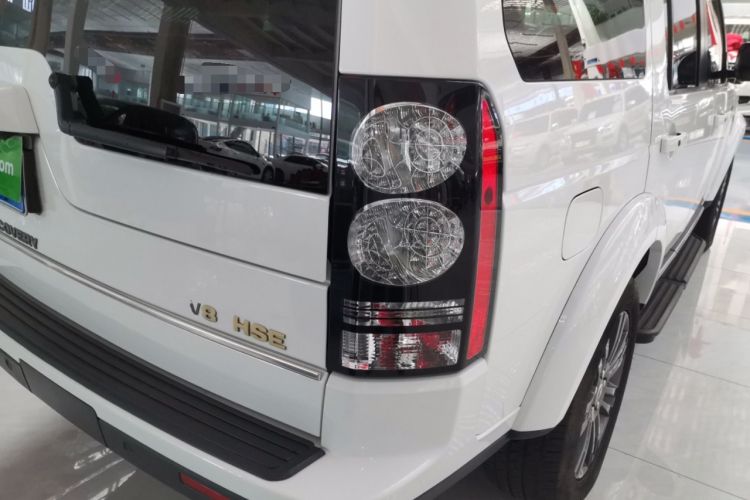 Used Land Rover Discovery 2016 3.0 SC Obsidian Black Heritage Edition HSE
