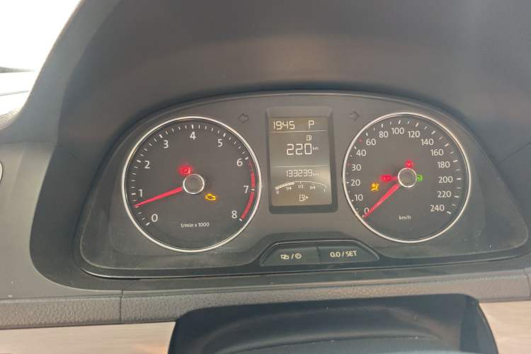 Used Volkswagen Lavida 2013 Revised Version 1.4 TSI DSG Comfort Edition
