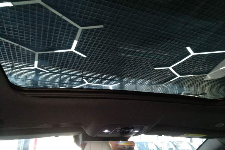 Used BYD Han 2025 EV with 701 km of Laser Radar-Enabled Intelligent Driving