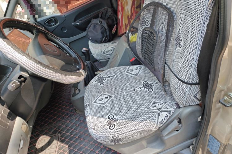 Used FORTHING Lingzhi 2013 M3 1.6L 7-Seater Comfort Model Left Front Seat