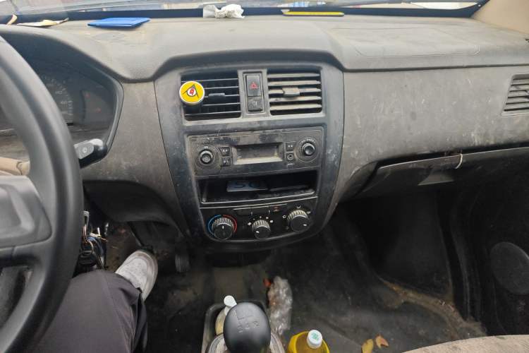 Used Wuling Rongguang 2014 1.2L S Base Model