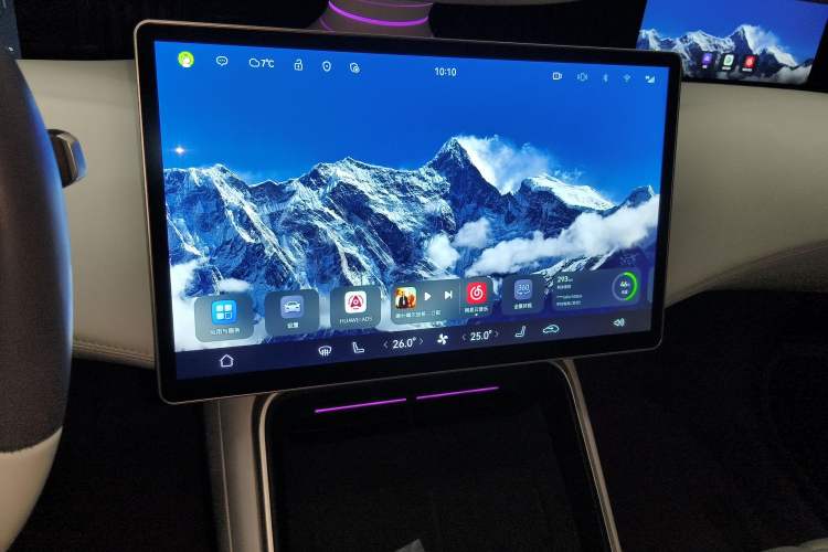 Used Avatr 11 2024 630 Rear-Wheel Drive Edition with Three Lasers Audio And AC Panel