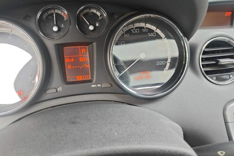 Used Peugeot 408 2010 2.0L Automatic Comfort Edition
