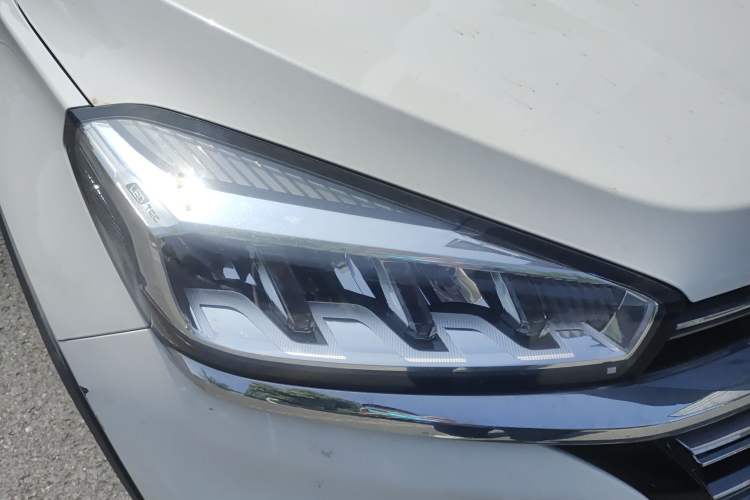 Used Chery Tiggo 8 2019 1.6 TGDI Automatic Luxury Model Right Front Headlight