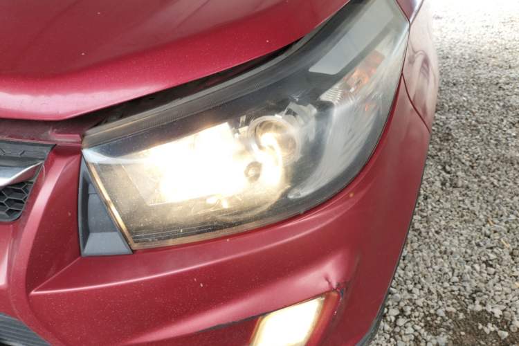 Used HYOSOW S3 2014 1.5L Luxury Version China IV Emission Standard
