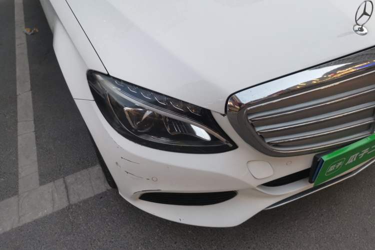 Used Mercedes-Benz C-Class 2015 C 200 L