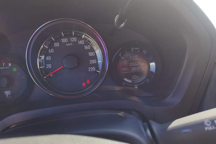 Used Honda XR-V 2017 1.8L EXi CVT Comfort Version Odometer Close Up