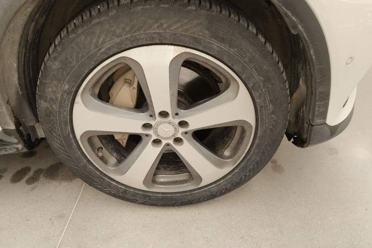 Used Mercedes-Benz GLC 2016 GLC 260 4MATIC Luxury Model
