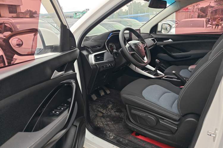 Used Baojun 530 2018 1.5T Manual Elite Version China V
