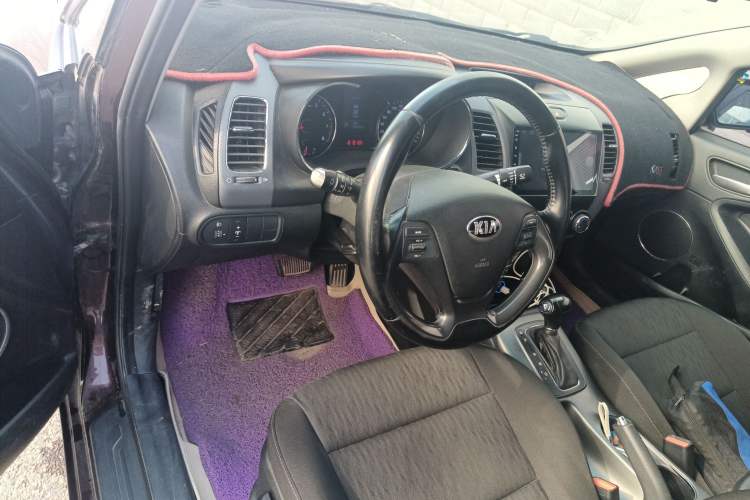 Used Kia K3 2015 1.6L Automatic GLS
