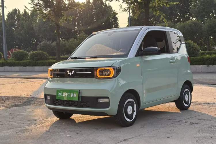 Gebrauchter Wuling Hongguang MINIEV 2022 Macaron Premium Model – Lithium Iron Phosphate