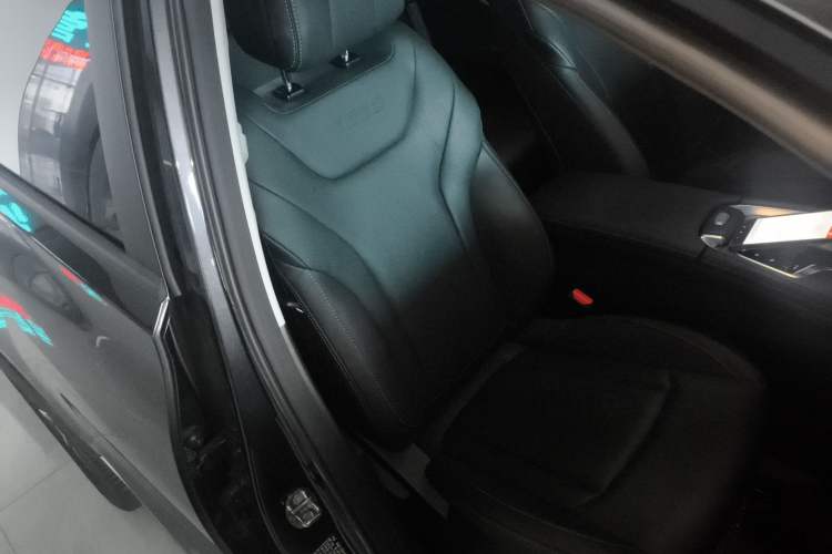 Used Chery Tiggo 8 PLUS 2024 Champion Edition 290TGDI DCT Hao Yue Version 5 Seats
