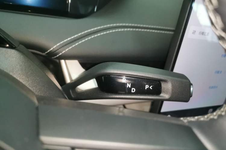 Used Xiaomi Auto SU7 2024 Four-Wheel Drive Ultra-Long Range Advanced Intelligent Driving Max Edition