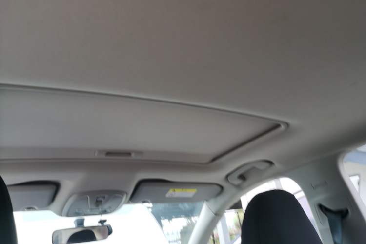 Used Peugeot 408 2015 1.2T Automatic Luxury Edition Headliner