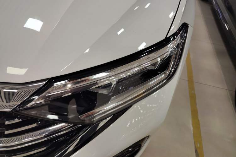 Used Volkswagen Sagitar 2023 300TSI DSG Excellence Edition
