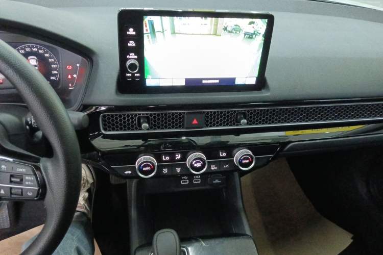 Used Honda Civic 2022 240TURBO CVT Dynamic Edition
