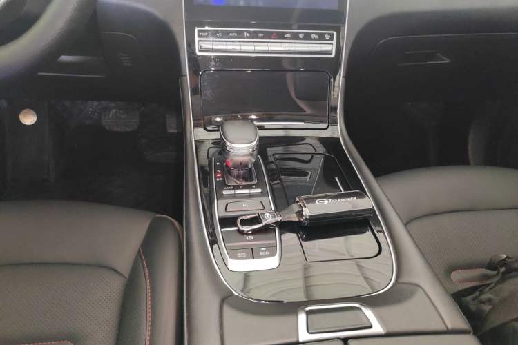 Used GAC Trumpchi GS4 PLUS 2021 270T Automatic Galaxy Edition Gear Lever