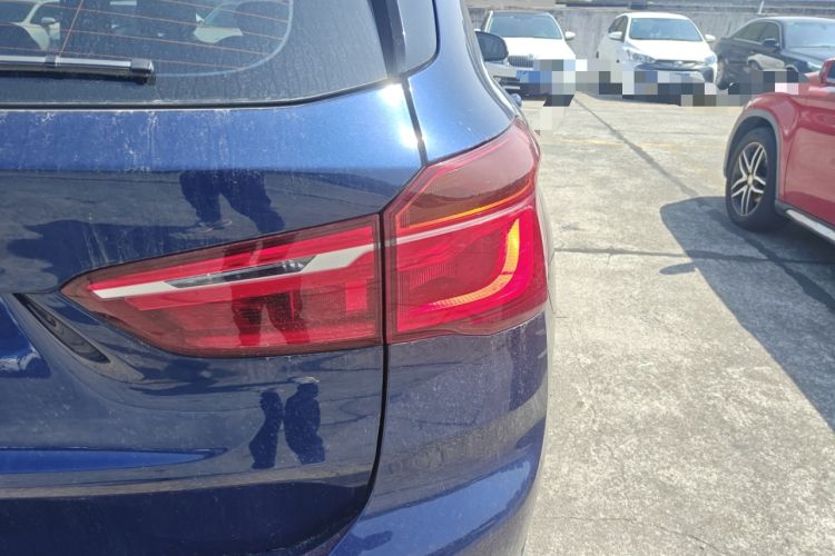 Used BMW X1 2016 sDrive18Li Luxury Model
