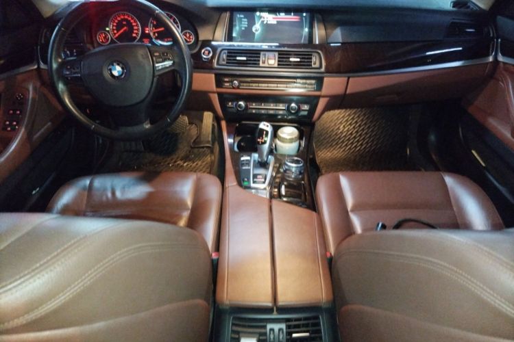 Used BMW 5 Series 2013 530Li Leading Model