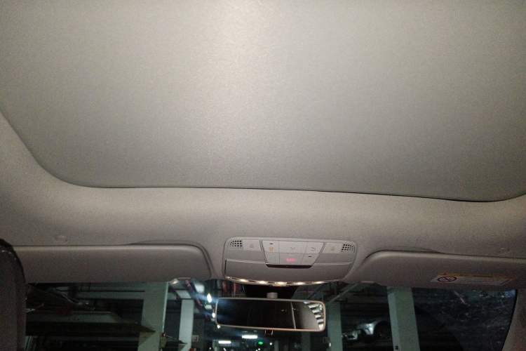 Used Mercedes-Benz C-Class 2020 Restyled C 260 L Sport Edition Headliner