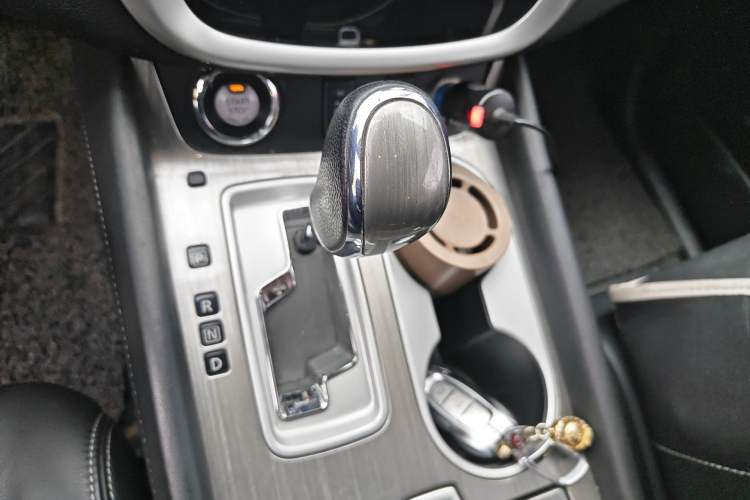 Used Nissan Murano 2017 2.5L XL Two-Wheel Drive Smart Edition Gear Lever