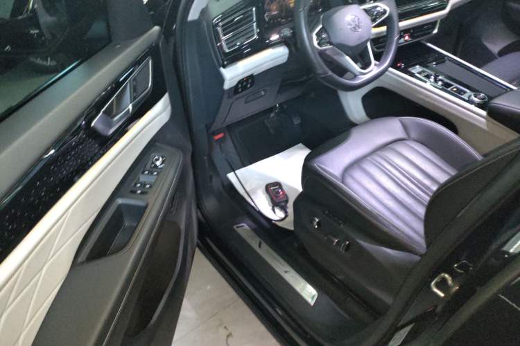 Used Volkswagen Teramont 2023 380TSI Four-Wheel Drive Prestige Luxury Edition Driver Seat