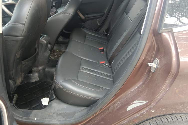 Used Peugeot 2008 2014 1.6L Automatic Navigation Edition Left Rear Seat