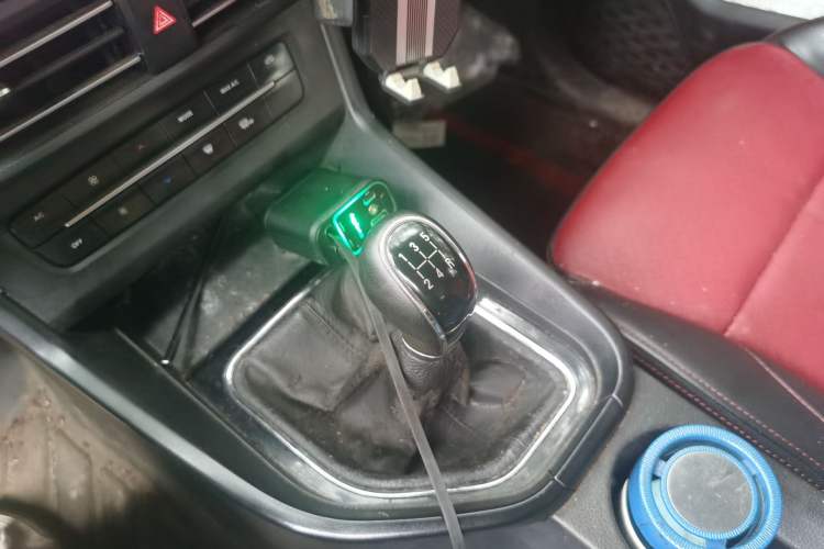 Used Dongfeng Fengon S560 2021 2.0L Manual Urban Version
