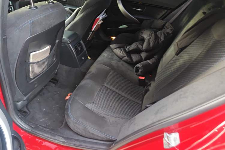 Used BMW 3 Series 2017 320i M Sport Left Rear Seat