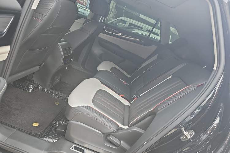 Used Volkswagen Teramont X 2024 380TSI Four-Wheel Drive Prestige Luxury Edition Left Rear Seat