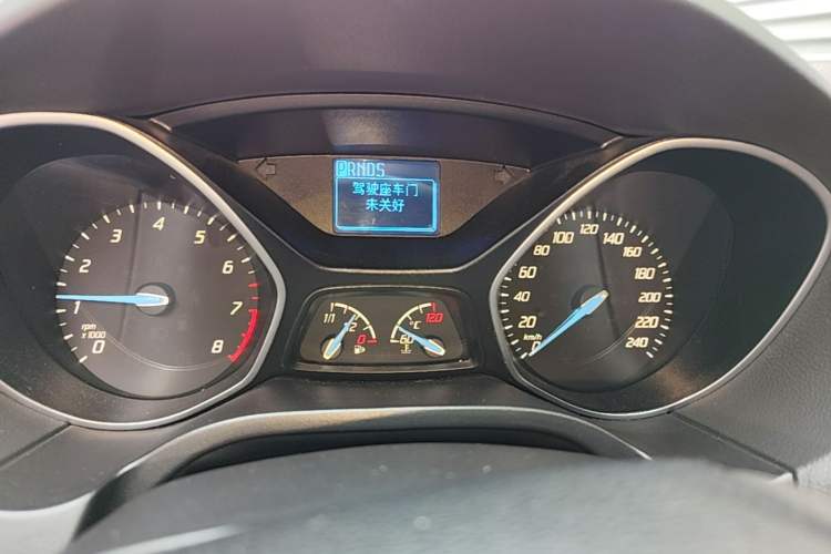 Used Ford Focus 2012 Hatchback 1.6L Automatic Fashion Edition
