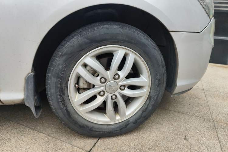 Used Hyundai Celesta 2015 1.6L Automatic Comfort Model
