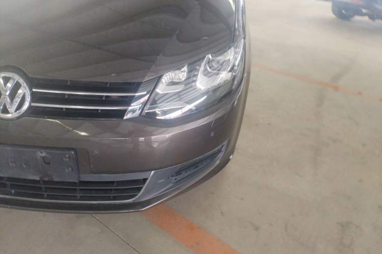 Used Volkswagen Sharan 2014 2.0 TSI Comfort Model
