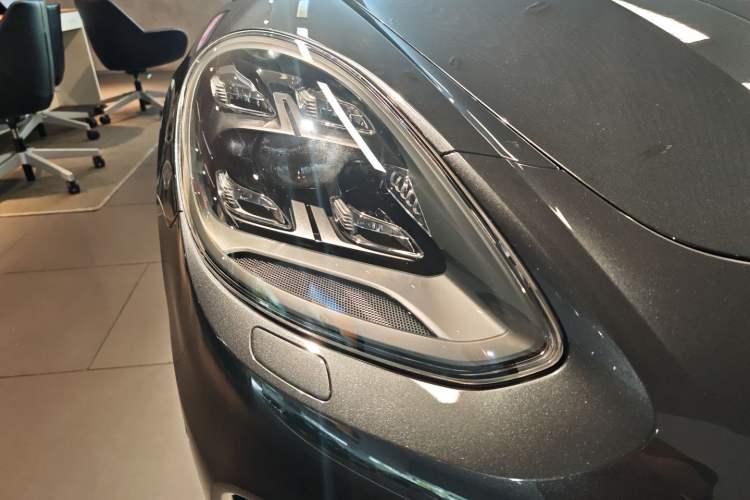 Used Porsche Panamera 2019 Panamera 2.9T Right Front Headlight