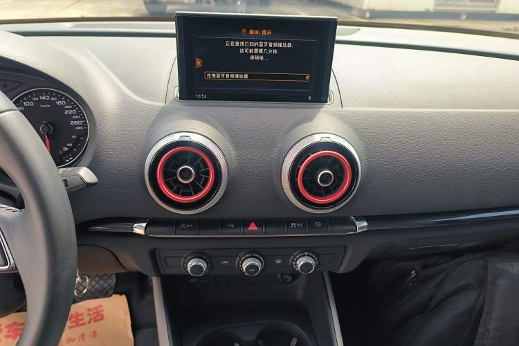 Used Audi A3 2019 Limousine 35 TFSI Fashion Edition China VI Emission Standard
