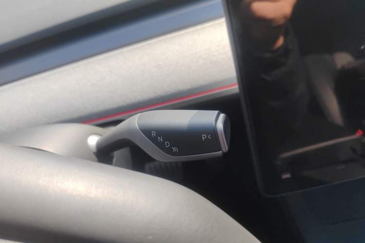 Used Tesla Model Y 2023 High-Performance All-Wheel-Drive Version