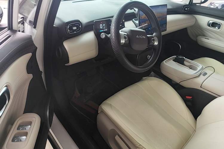 Used AION UT 2025 330 Starlight Edition