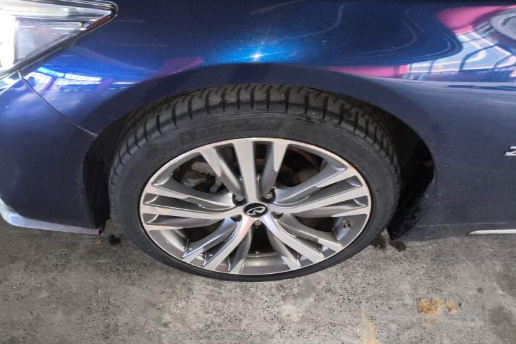 Used Infiniti Q50L 2019 2.0T 30th Anniversary Limited Edition Exterior 4