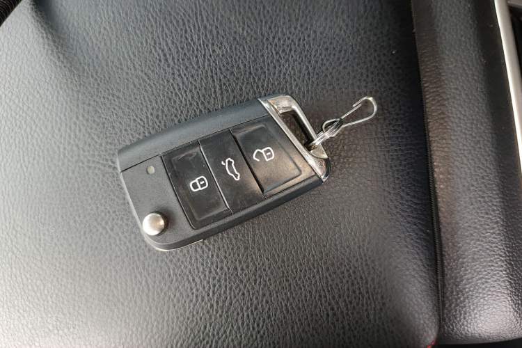 Used Volkswagen Tiguan L 2018 280TSI Automatic Two-Wheel Drive Comfort Edition Vehicle Key