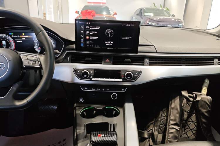 Used Audi A4L 2022 40 TFSI Luxury Dynamic Model Audio And AC Panel