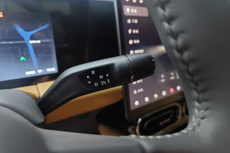 Used Leapmotor C01 2024 Pure Electric 525 Luxury Edition Gear Lever